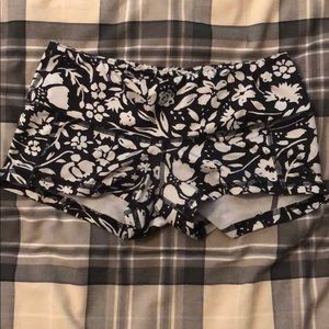 Fleo Low Rise Contour Shorts